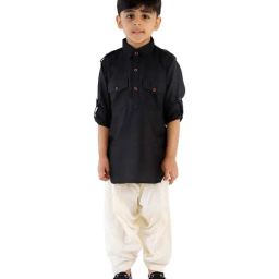 VASTRAMAY Kids Black Pathani Kurta Set-image-73