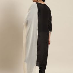 Sztori Plus Size Ethnic Motifs Printed Kurta with Trousers & Dupatta image 4