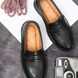 Stefens Bricks Self Design Gloss Finish Slip On  Loafers - Black-image-31