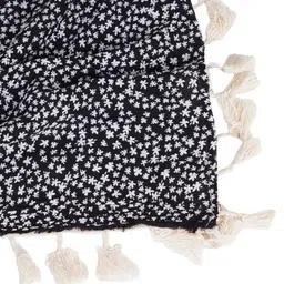 Style Shoes Floral Printed Cotton Stole image 3