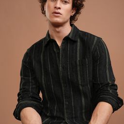 HIGHLANDER Men Spread Collar Vertical Striped Casual Shirt-image-52