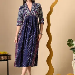 CRENOL THREADS Women Bandhani Printed Anarkali Kurta-18