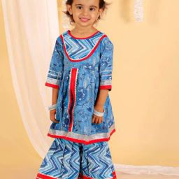 The Mom Store Kids Blue & Red Cotton Printed Full Sleeves Kurta Set-image-69