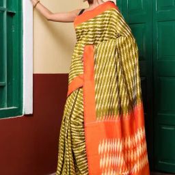 Unnati Silks Green & Orange Printed Saree With Unstitched Blouse-image-56