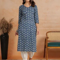 antaran Floral Printed V-Neck Pure Cotton Straight Kurta-image-50