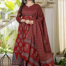 JAIMINI Women Floral Printed Cotton Kurta with Trousers & Dupatta-53