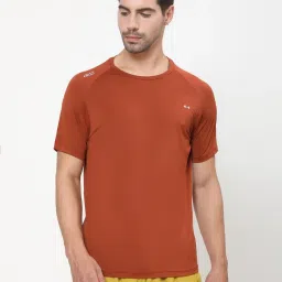 Dida Rust Polyster Regular Fit Solid T-Shirt image 1