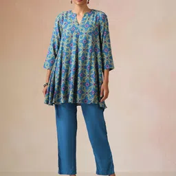 trueBrowns Jaal Printed Flared Tunic With Trousers Co-Ords-picture-41