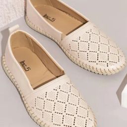 Inc.5 Women's Cream Casual Loafers-image-87
