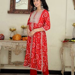 ELVISH JAIPUR Floral Embroidered Sequinned Anarkali Kurta With Palazzos & Dupatta image 4