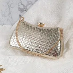 Mochi Textured Box Clutch-picture-3