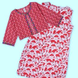 Kiddopanti Girls Red With Flower Cotton Printed Regular Fit Kurta with Kotis-image-1