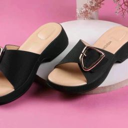Mochi Women's Black Casual Wedges-image-93