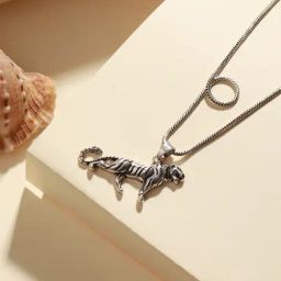 Bold by Priyaasi Majestic Tiger Black Casual Pendant With Chain for Men-32