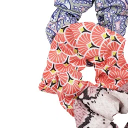 Aditi Wasan Multicolor Printed Scrunchies - Set of 3 image 5