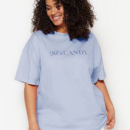Trendyol Women Typography V-Neck Extended Sleeves Pockets T-shirt-image-70