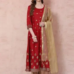 Rangriti Maroon Printed A Line Kurta With Dupatta-image-2