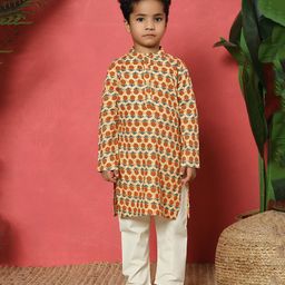 READIPRINT Cotton Full Sleeves Floral Motif Printed Kurta Pyjama Set - Orange-picture-10