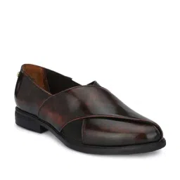 Delize Men's Brown Cross Strap Sandals-picture-12