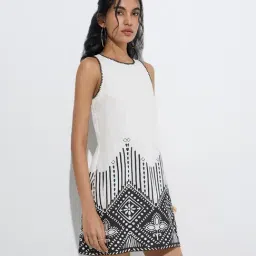 Bombay Paisley by Westside White Printed Cotton Shift Dress-picture-40