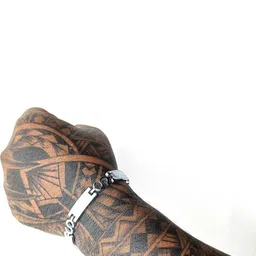 Dynamic Retail Global Unisex Silver Bracelet-image-79