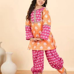 Stylobug Girls Magenta Cotton Printed Regular Fit Suit Set-picture-11