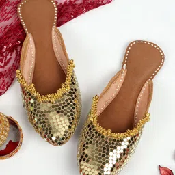 PehnawaCraft Embellished Leather Mojaris-18