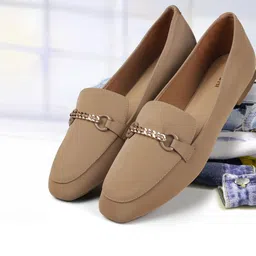 Mochi Women Slip-On Round Toe Loafers-picture-41