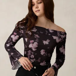 Outzidr Floral Printed Off-Shoulder Top-image-80