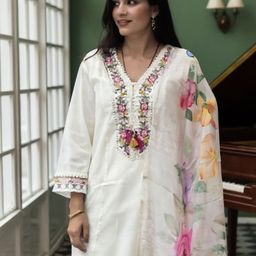 Indo Era Women Floral Embroidered Thread Work Kurta with Trousers & Dupatta Kurta Sets-picture-33