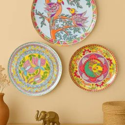 RITUALISTIC Multicolor Iron Printed Madhubani Wall Plates - Set of 3-6