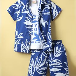 Rikidoos Half Sleeves Leaves Printed Shirt & Coordinating Shorts With Inner Tee Set - Blue & White-image-72