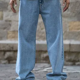 Maniac Men Comfort Mid-Rise Relaxed Fit Light Fade Clean Look Jeans-image-34