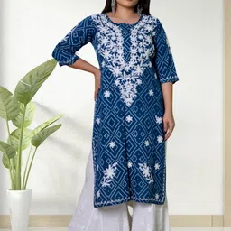 myplusfashion Women Bandhani Embroidered Kurta-image-29