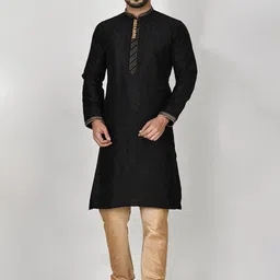 RANAK Men Flared Sleeves Thread Work Kurta-image-36