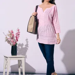 Indiankala4u Women Embroidered Chikankari Pure Cotton Top-picture-35