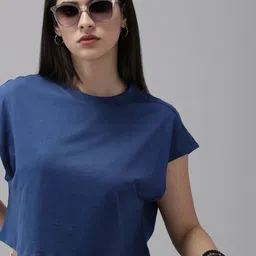 Roadster Women Solid Boxy Crop T-shirt-image-93