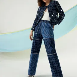 Lee Women Longline Tailored Jacket with Embroidered-picture-17