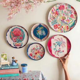 RITUALISTIC Multicolor Metal Printed Birds of Paradise Wall Plates & Paintings - Set of 5-7