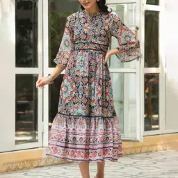 Juniper Black Geometric Printed Chiffon Tiered Maxi Dress With Buttons-image-4
