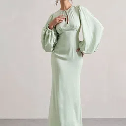 TRAQUILA Cape Sleeve Bodycon Maxi Dress-picture-4