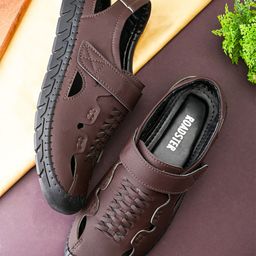The Roadster Lifestyle Co. Men Textured Round Toe Fisherman Sandals-picture-28