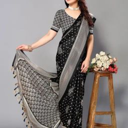 FABMORA Black Printed Saree with Unstitched Blouse-picture-8