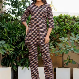 HOUSE OF JAMOTI Paisley Play Printed Rozana Set-image-89