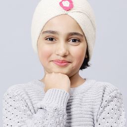 BHARATASYA Flower Detailed Woolen Knitted Turban Skull Cap - Off White-image-20