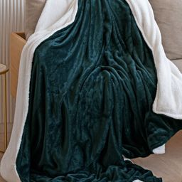HOMEMONDE Green & White Fleece Mild Winter 210 GSM Double Bed Blanket-image-42