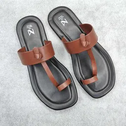 THE MADRAS TRUNK Men Comfort Sandals-image-90