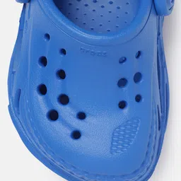 Crocs Kids Solid Clogs with Backstrap image 3