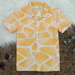The Lion and the Fish Half Sleeves Zarafa Printed Shirt - Yellow-image-7