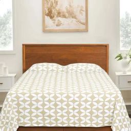 Saral Home Easy Living Ivory Cotton 150 TC Dhadki King Bed Cover-image-85